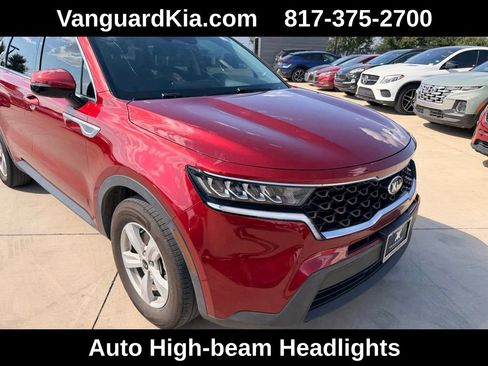 Used 2021 Kia Sorento LX FWD image 5