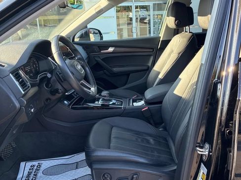 Used 2022 Audi Q5 2.0T Premium Plus AWD/4WD image 2