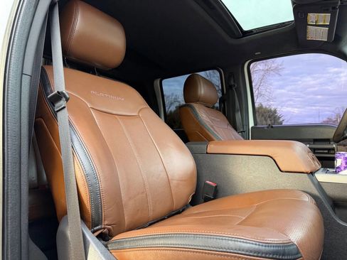 Used 2014 Ford F250 Platinum w/ FX4 Off-Road Package image 24