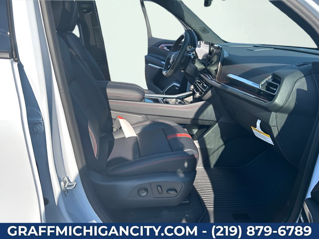 New 2026 Chevrolet Traverse RS AWD/4WD image 24