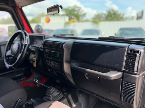 Used 1998 Jeep Wrangler Sport AWD/4WD image 17
