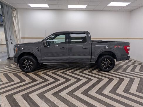 Used 2021 Ford F150 Lariat w/ Equipment Group 502A High AWD/4WD image 3