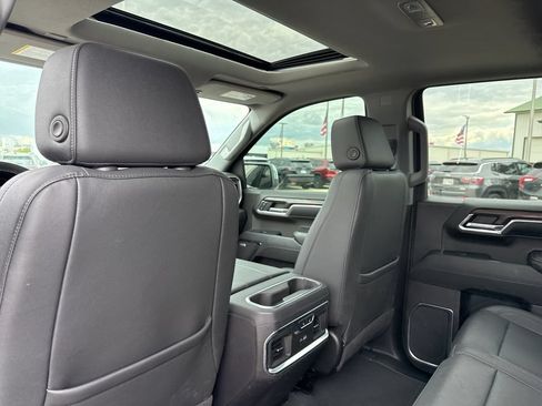 Used 2024 GMC Sierra 1500 SLT w/ SLT Premium Package AWD/4WD image 40