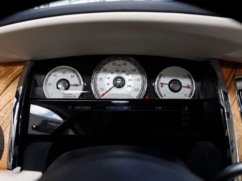 Certified 2017 Rolls-Royce Wraith image 29
