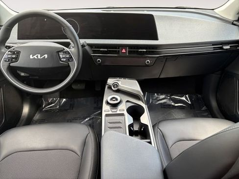 Used 2024 Kia EV6 Light AWD/4WD image 10