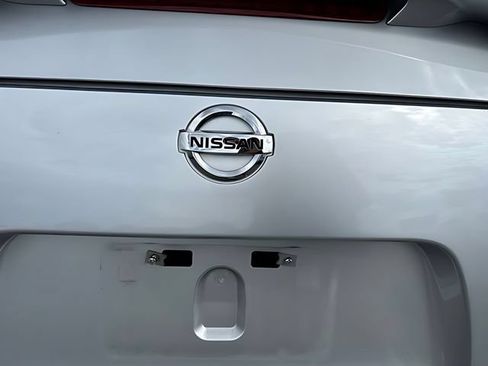 Used 2009 Nissan 370Z Touring w/ Sport Pkg RWD image 14