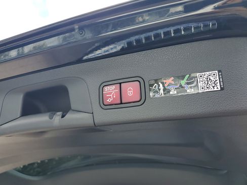 New 2026 Mercedes-Benz GLS 580 4MATIC image 10