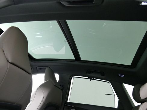 New 2025 Audi Q5 Premium Plus image 30