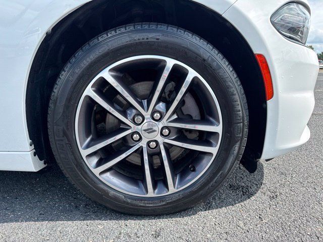 Used 2019 Dodge Charger SXT w/ Cold Weather Package AWD/4WD image 4