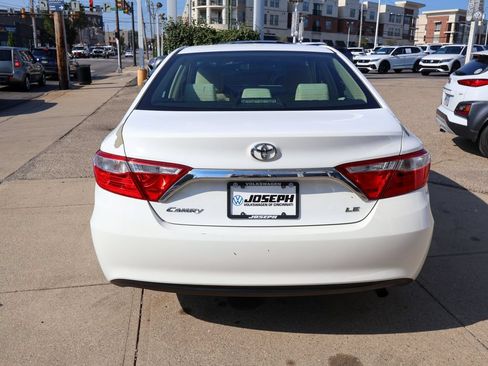 Used 2015 Toyota Camry LE FWD image 4