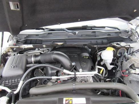 Used 2018 RAM 1500 Sport image 40