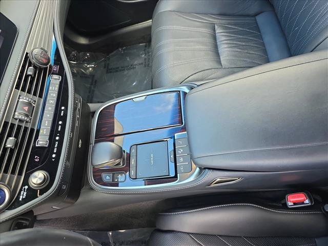 Used 2021 Lexus LS 500h AWD image 24