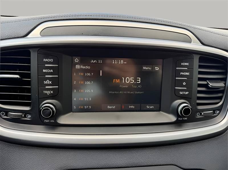Used 2020 Kia Sorento FWD V6 image 47