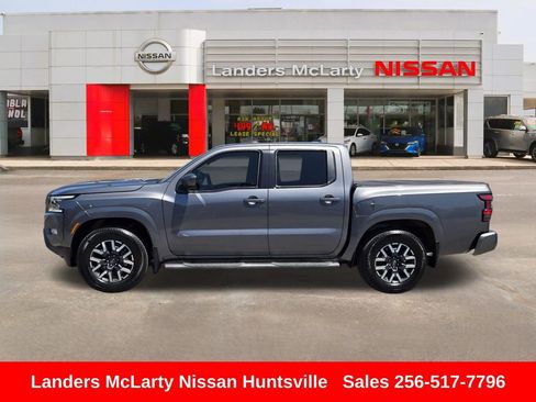 Used 2024 Nissan Frontier SL w/ Technology Package RWD image 8