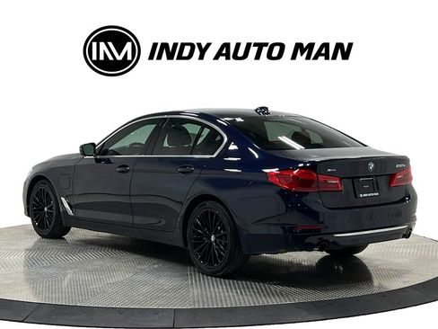 Used 2020 BMW 530e xDrive w/ Premium Package image 6