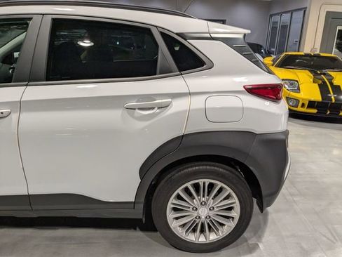 Used 2019 Hyundai Kona SEL image 6