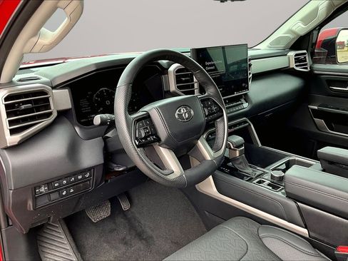Used 2024 Toyota Tundra Limited AWD/4WD image 20