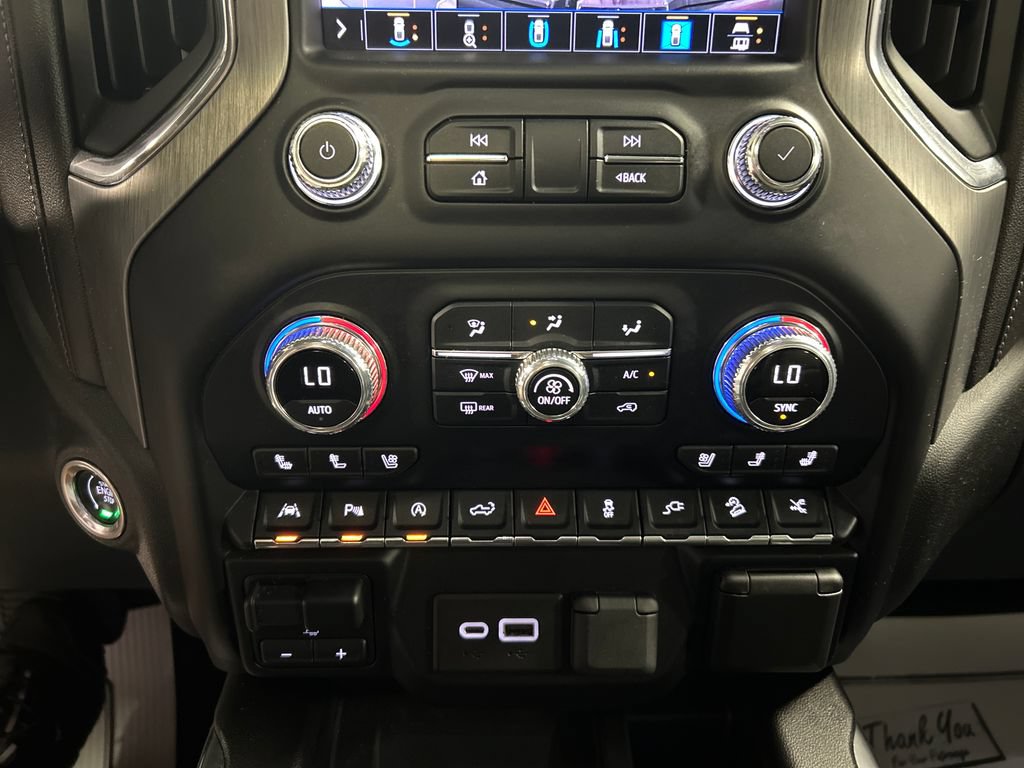 Used 2020 GMC Sierra 1500 Denali w/ Denali Ultimate Package AWD/4WD image 17