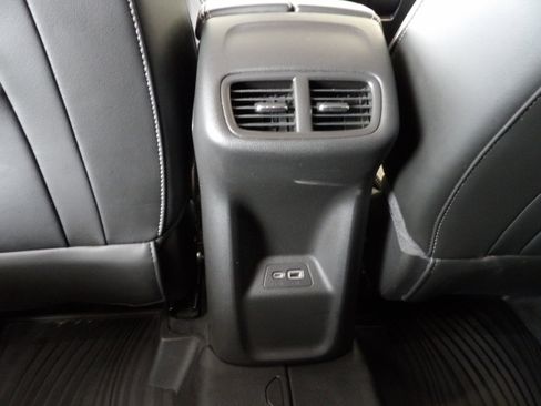 Used 2021 Buick Envision Essence w/ Sport Touring Package AWD/4WD image 15