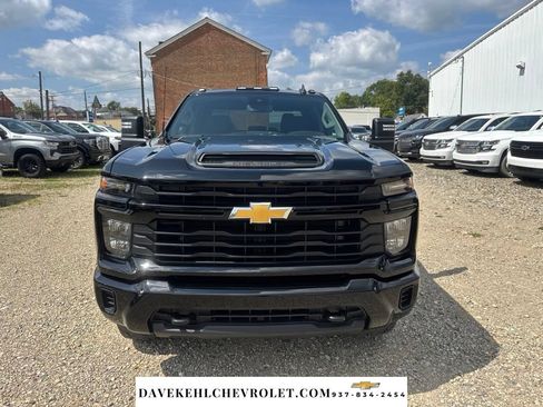 Used 2024 Chevrolet Silverado 2500 Custom w/ Custom Value Package AWD/4WD image 7