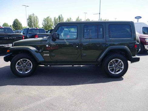Used 2023 Jeep Wrangler Unlimited Sahara AWD/4WD image 20