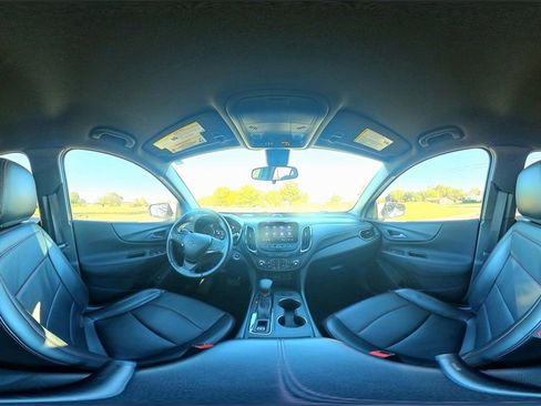 Used 2022 Chevrolet Equinox RS w/ RS Leather Package image 36