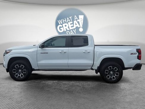 Certified 2023 Chevrolet Colorado Z71 w/ Z71 Convenience Package 2 AWD/4WD image 7