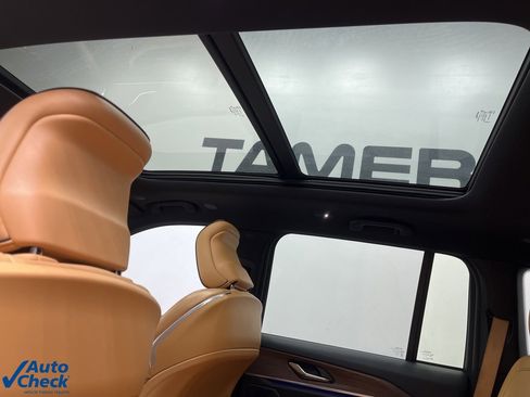 Used 2024 Jeep Grand Cherokee Summit image 17