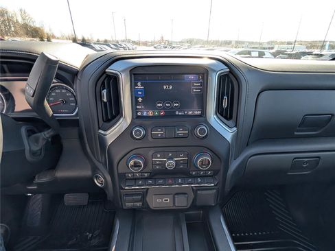 Used 2022 Chevrolet Silverado 2500 LTZ w/ LTZ Plus Package image 17