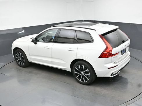 Used 2024 Volvo XC60 B5 Ultimate w/ Protection Package Premier AWD/4WD image 48
