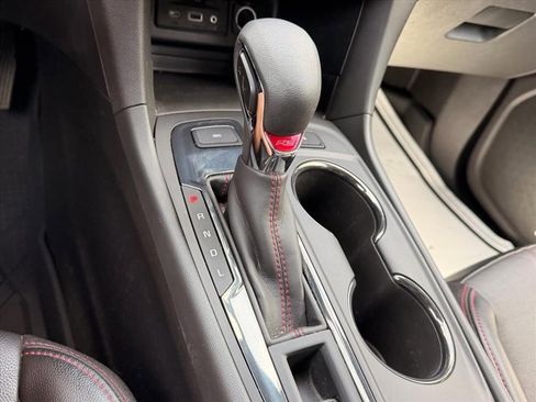 Used 2024 Chevrolet Equinox RS w/ RS Leather Package AWD/4WD image 26