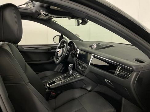 Used 2019 Porsche Macan AWD/4WD image 28