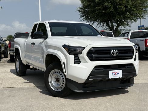 Used 2024 Toyota Tacoma SR RWD image 2