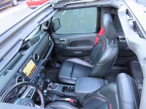 Used 2020 Jeep Wrangler Unlimited Rubicon w/ Quick Order Package 28Y Recon image 40