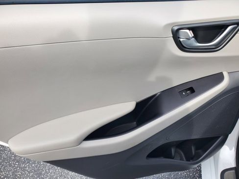 Used 2019 Hyundai Ioniq Limited w/ Ultimate Package 02 image 31