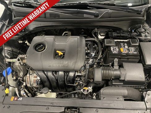Used 2024 Kia Forte LXS FWD image 17