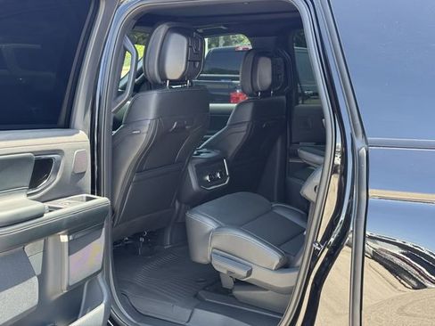 Used 2026 Ford Expedition Max Platinum w/ Stealth Performance Package AWD/4WD image 31