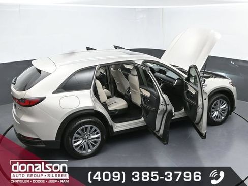 Used 2024 MAZDA CX-90 Plug-In Hybrid w/ Preferred AWD/4WD image 27