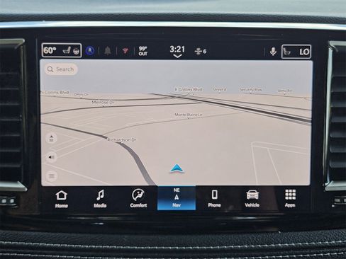 New 2025 Chrysler Pacifica Limited image 18