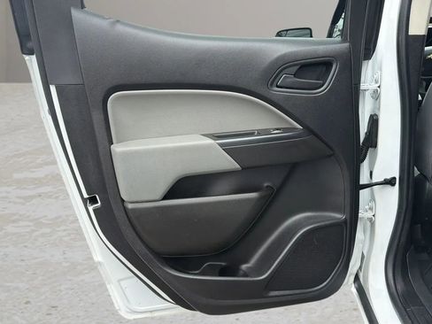 Used 2019 Chevrolet Colorado W/T w/ WT Convenience Package image 20