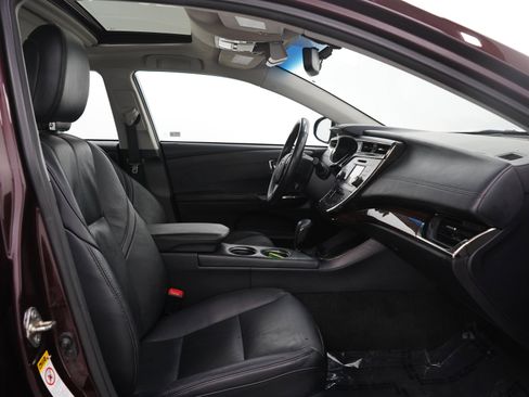 Used 2013 Toyota Avalon XLE Touring FWD image 11
