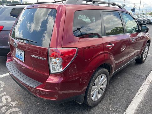 Used 2012 Subaru Forester 2.5X Premium w/ Popular Pkg 3 AWD/4WD image 6