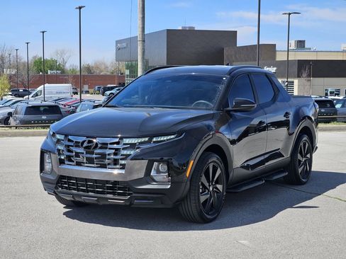 Used 2023 Hyundai Santa Cruz Night image 2