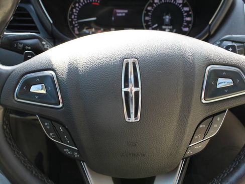 Used 2019 Lincoln MKC Reserve image 97