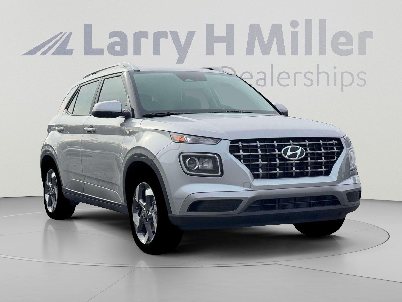 Used 2026 Hyundai Venue SEL FWD image 11