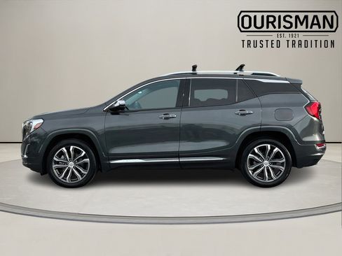 Used 2020 GMC Terrain Denali w/ Denali Premium Package image 3