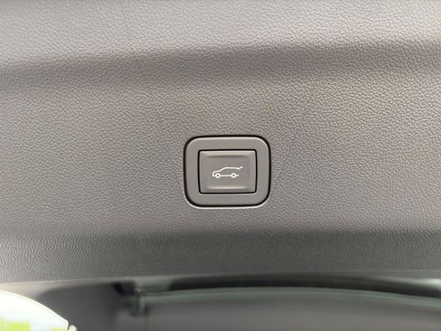 New 2026 Chevrolet Tahoe Premier AWD/4WD image 6