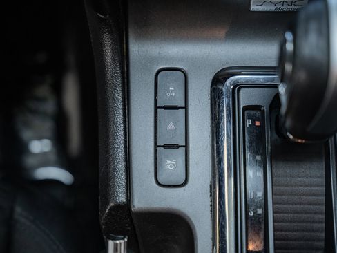 Used 2013 Ford Mustang GT RWD image 31