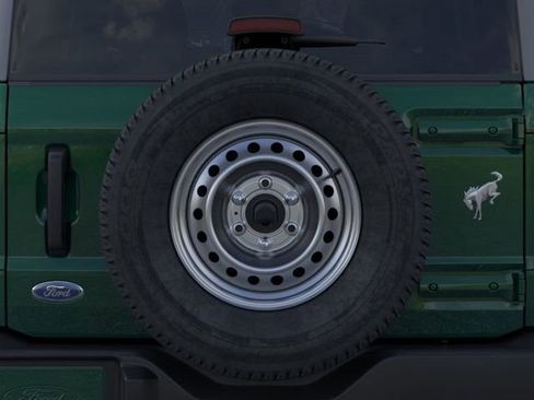 New 2025 Ford Bronco 4-Door image 24