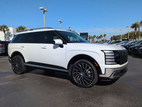 Used 2026 Hyundai Palisade Limited image 2